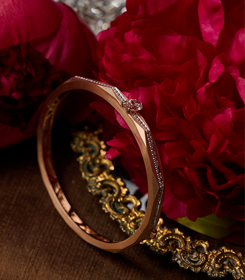 Enigma Geometric Oval Diamond Bangle