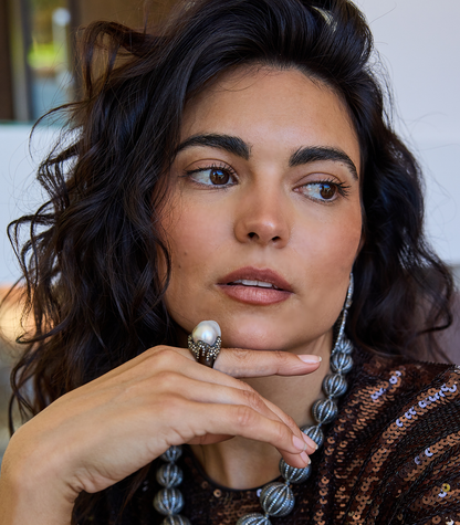 Pearl Ocean Ring with Reverse Set Diamond