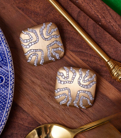 Cushion Brushed Gold & Diamond Earclips