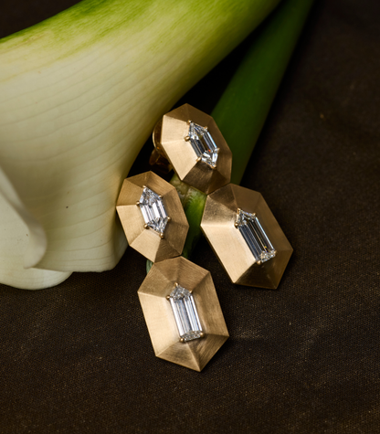 Enigma Elongated Hexagon Bullet Diamond