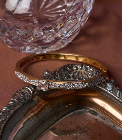 Enigma Single Diamond Micropave Bangle