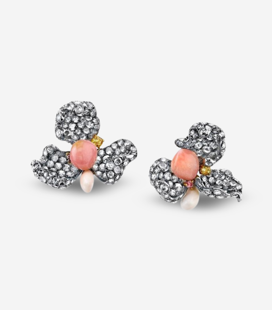 Conch Pearl Flower Earrings